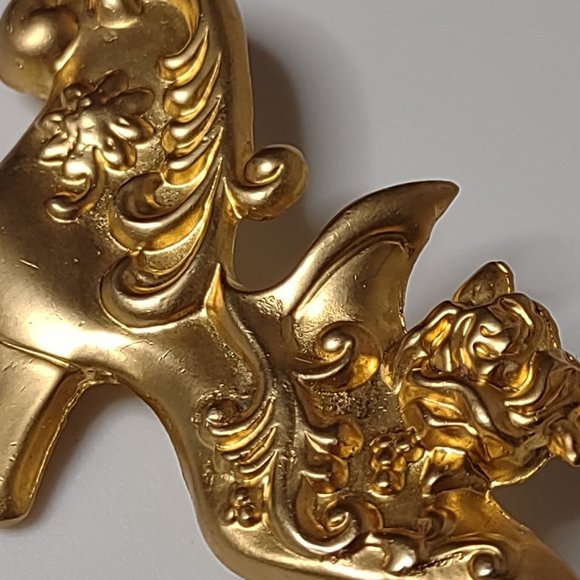 Gold Tone Metal High Heel Shoe Brooch - Picture 4 of 12